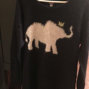 Aerie navy blue sweater large